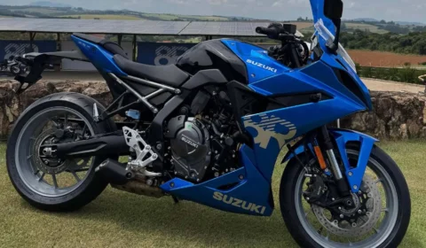Suzuki lança GSX-8R no Brasil: esportiva de entrada com 83 cv e eletrônica avançada por R$ 56,9 mil