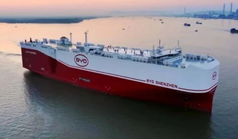 BYD reforça ofensiva no Brasil com 7 mil veículos a bordo do maior navio RoRo do mundo