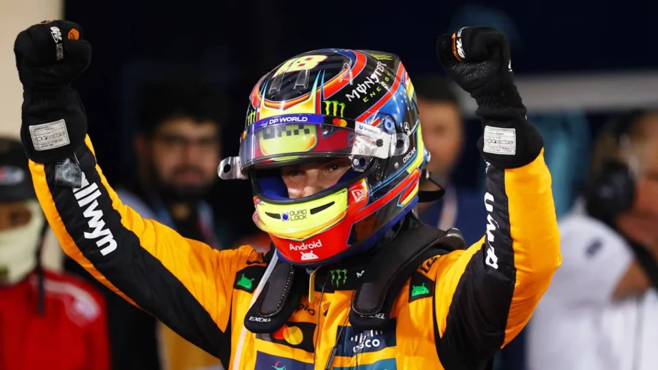 Piastri brilha no Bahrein e conquista vitória histórica para a McLaren