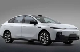 Leapmotor B01: Sedã elétrico chinês pode chegar ao Brasil