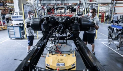 Produção de chassis para ônibus cresce 10,5% no 1º trimestre, impulsionada por programas públicos e renovação de frotas