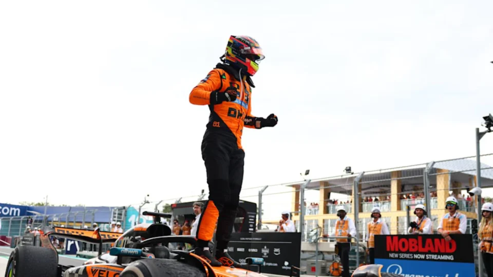 Piastri vence GP de Miami com Norris em segundo e Russell completando o pódio