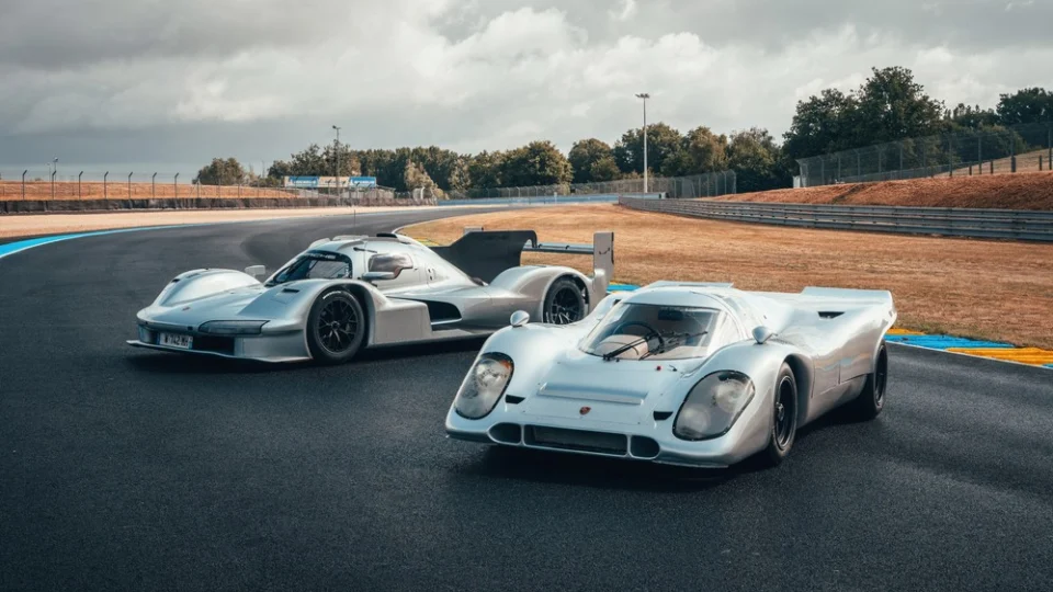 Porsche 963 RSP: Hipercarro de Le Mans ganha as ruas em homenagem a Roger Penske