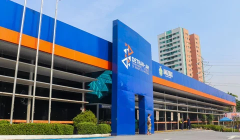 Detran-AM suspende novos serviços de CNH para adequação ao novo modelo nacional