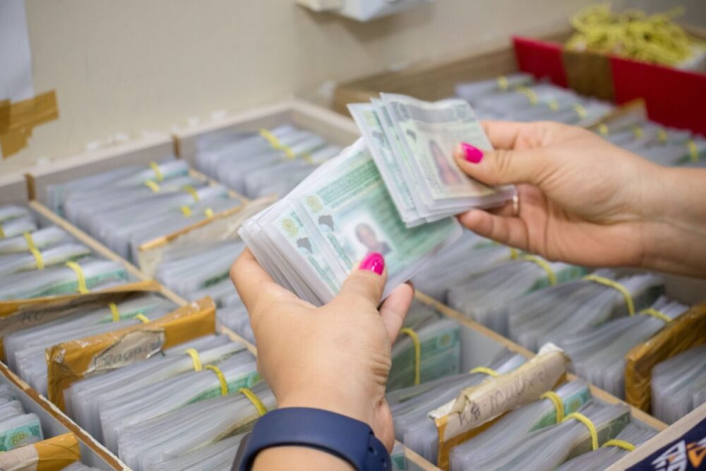 Detran-AM suspende novos serviços de CNH para adequação ao novo modelo nacional