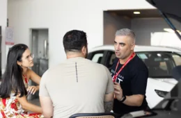 Mercado automotivo 2026: concessionárias abrem o ano com “pé no acelerador” e ofertas agressivas