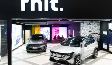 Renault inaugura loja conceito “rnlt” em Brasília e antecipa chegada do novo Koleos 2026