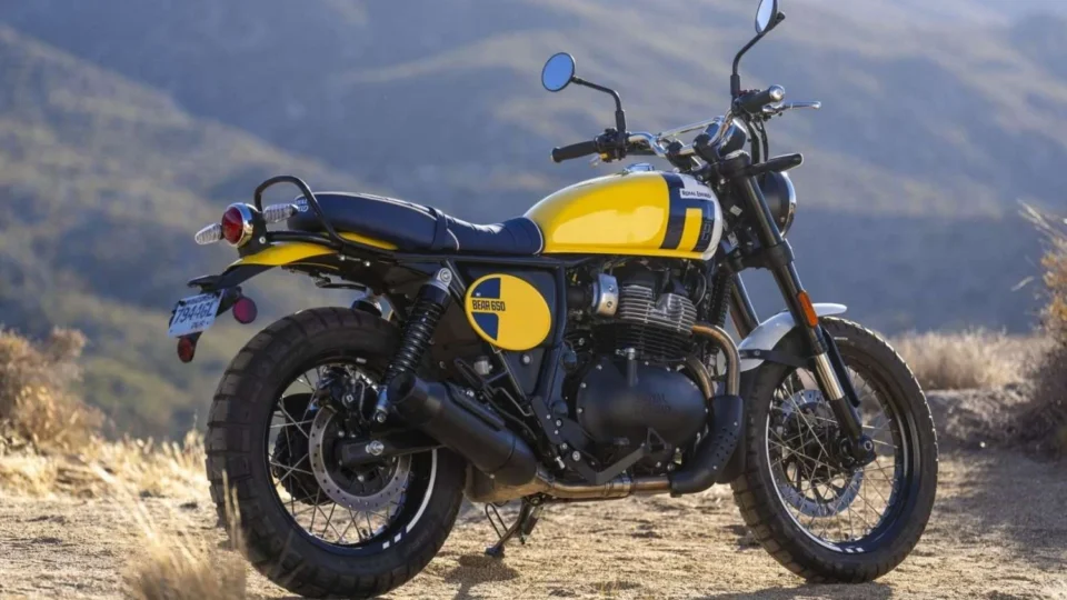 Royal Enfield Bear 650 chega ao Brasil: Preços, versões e tudo sobre a nova Scrambler