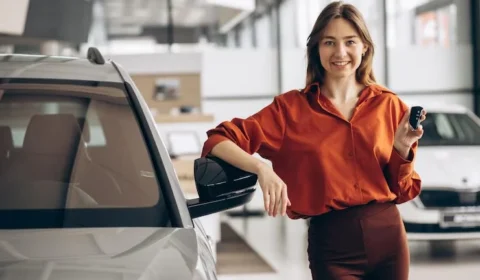 Participação feminina cresce e motiva ações especiais no mercado de carros