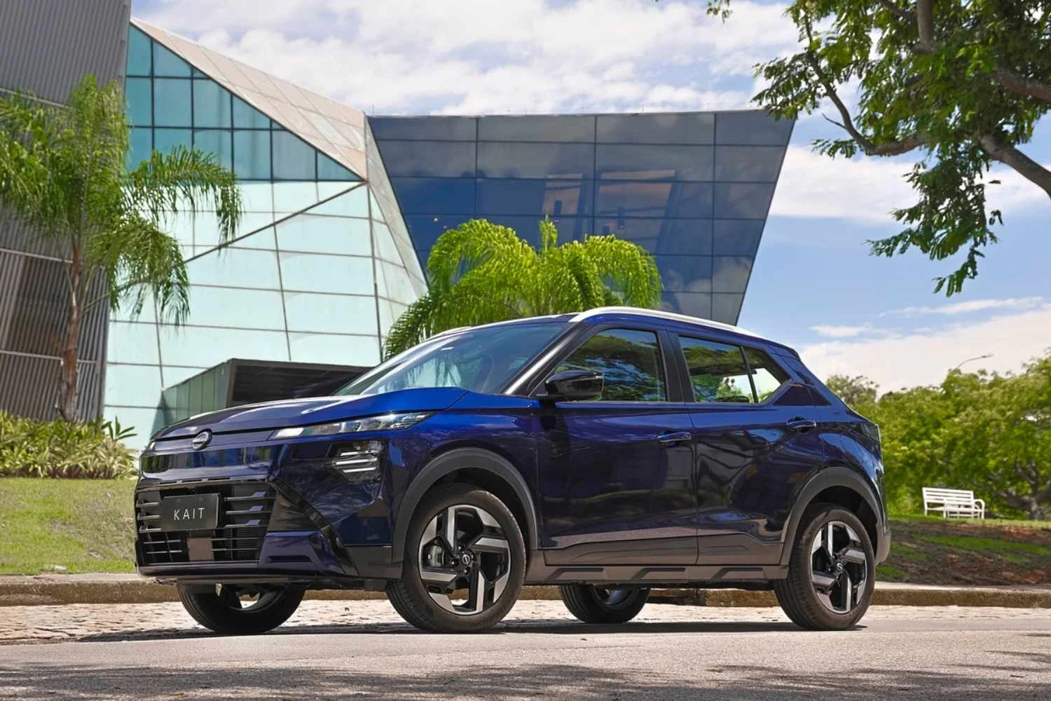 Nissan Kait 2026: SUV amplia linha com novas versões Sense e Advance; veja preços