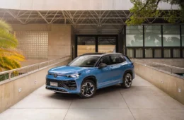 Novo VW Tiguan chega ao Brasil com 272 cv e visual renovado por R$ 299.990