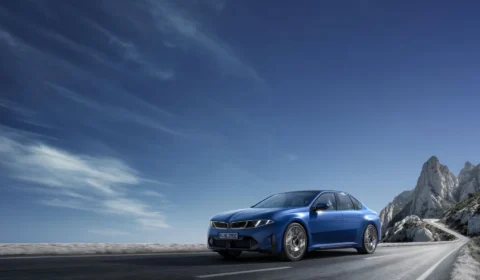 O Despertar da Neue Klasse: BMW i3 Chega em 2026 para Redefinir o Prazer de Dirigir Elétrico