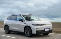 Leapmotor C10 Ultra-Híbrido brilha na Europa e conquista o título de “Híbrido Plug-In do Ano” em Portugal