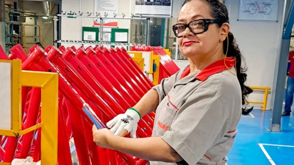 Presença de mulheres no setor de duas rodas salta 107% em uma década