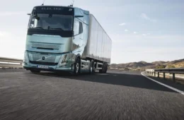 Volvo rompe a barreira dos 700 km com o novo FH Aero Electric