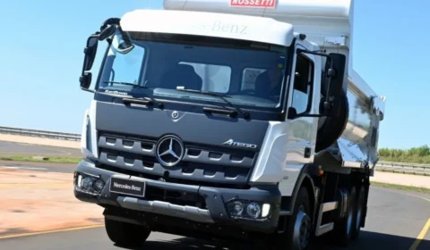 Mercedes-Benz reforça linha Atego com novos modelos 3433 e 3033 na Agrishow 2026