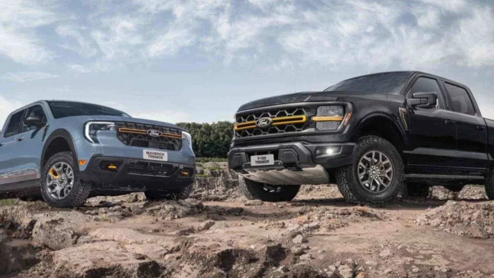 Ford convoca F-150 e Maverick para recall por falha crítica no sistema de reboque