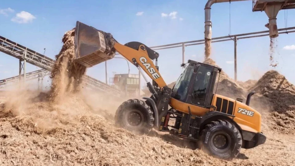 Case CE apresenta conceito inédito de pá carregadeira a etanol na Agrishow 2026