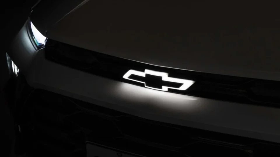 Chevrolet Sonic 2027: O SUV Cupê que estreia a nova era da gravata no Brasil