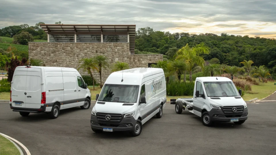 Mercedes-Benz eSprinter eletriza o setor de emergências no Brasil