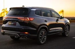 Marcas chinesas cercam o cercado de SUVs no Brasil e projetam Domínio em 2026