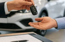 Financiamento automotivo bate recorde em abril mesmo com inadimplência em alta