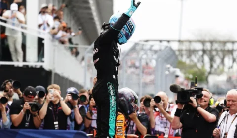 Russell vence o Sprint do Canadá após disputa com Antonelli