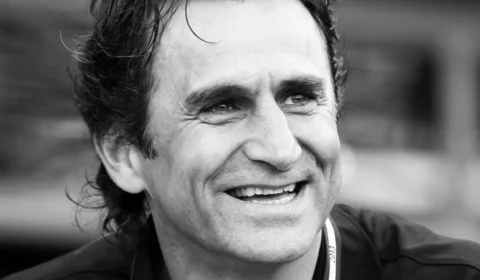 Luto no esporte: Morre Alex Zanardi, lenda do automobilismo e exemplo de superação, aos 59 anos