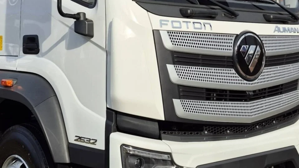 Vendas da Foton quadruplicam e marca exibe extrapesado elétrico na Agrishow