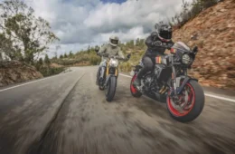 Suzuki faz história e vence o Red Dot Award 2026 com as novas GSX-8T e 8TT