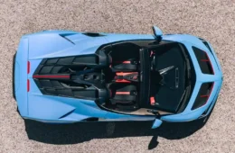 Lamborghini escolhe a Bridgestone como fornecedora de pneus da Fenomeno Roadster