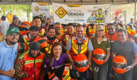 Detran-AM reforça segurança de mototaxistas com entrega de 295 kits no Iranduba