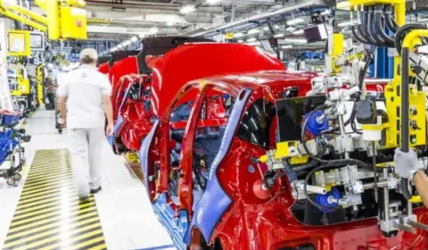 Stellantis abre 1.500 vagas em MG e RJ para acelerar produção do Novo Fiat Argo e Jeep Avenger