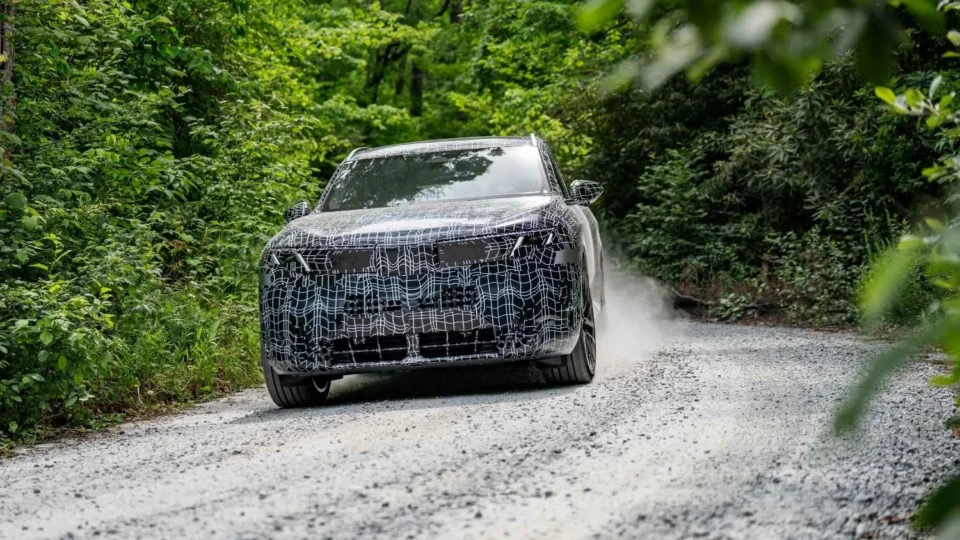 Novo BMW X5 entra em reta final de testes com 5 opções de motores e inédita versão a hidrogênio
