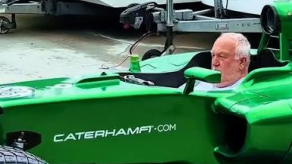 O Menino, a Garagem e a Máquina de Voar