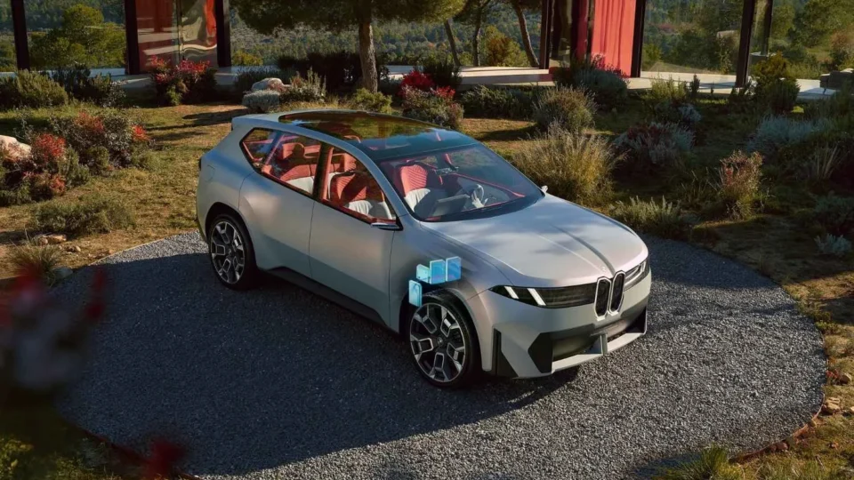 BMW apresenta seus “supercérebros” e o inédito ‘Heart of Joy’