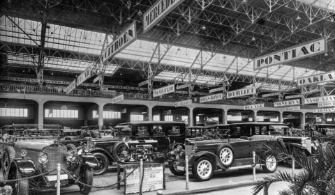 A Estrela de uma Era: Mercedes-Benz celebra 100 anos de marca e 140 anos de inovação