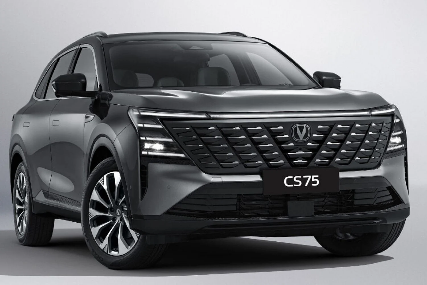 Caoa Changan bate 5 mil vendas e corta preço do SUV CS75 em R$ 20 mil