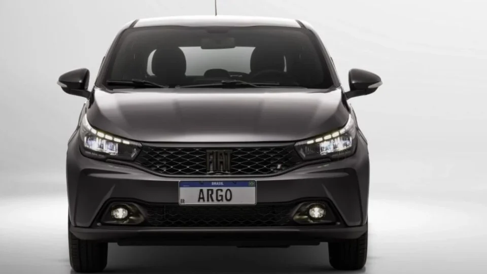 Fiat Argo alcança a marca histórica de 750 mil unidades produzidas no Brasil