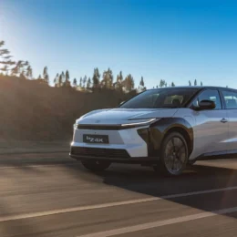 Toyota bZ4X: Primeiro elétrico da marca chega ao Brasil por R$ 419.990