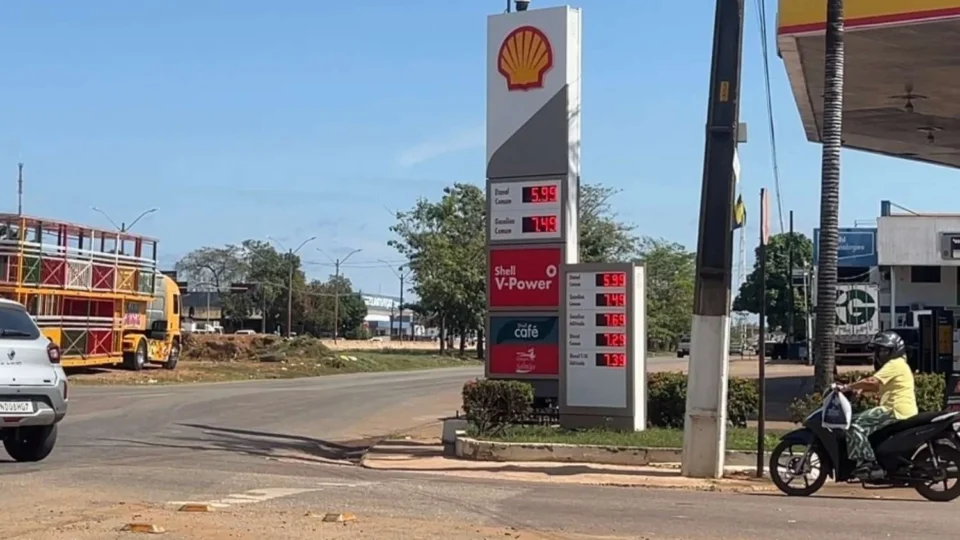 Gasolina em Rondônia segue entre as mais caras do país