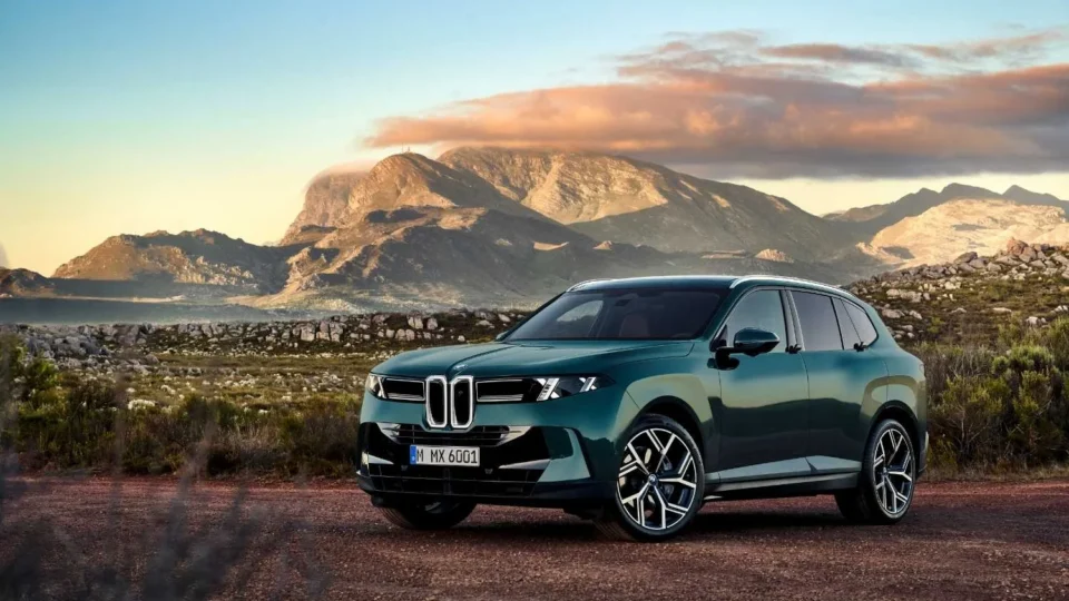 Novo BMW X5 revoluciona com 5 opções de motor, incluindo inéditas versões elétrica e a hidrogênio