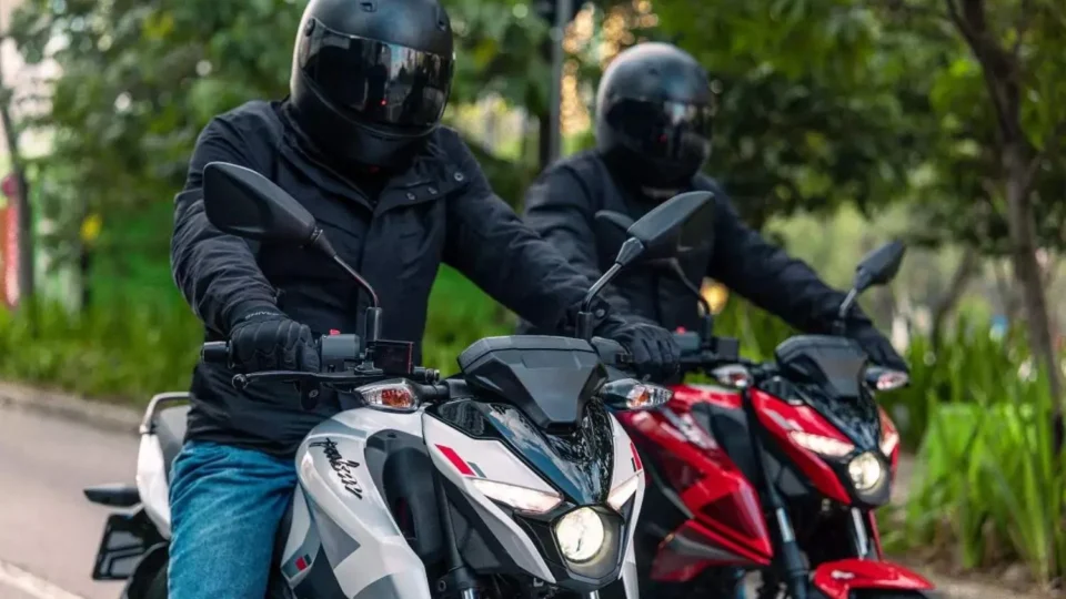 Mercado de motos acelera no 1º semestre de 2026: vendas crescem 14% e elétricas disparam