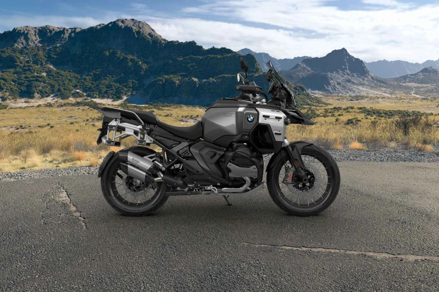Nova BMW R 1300 GS Adventure ganha versão Triple Black com câmbio ASA e Kit Baixo no Brasil